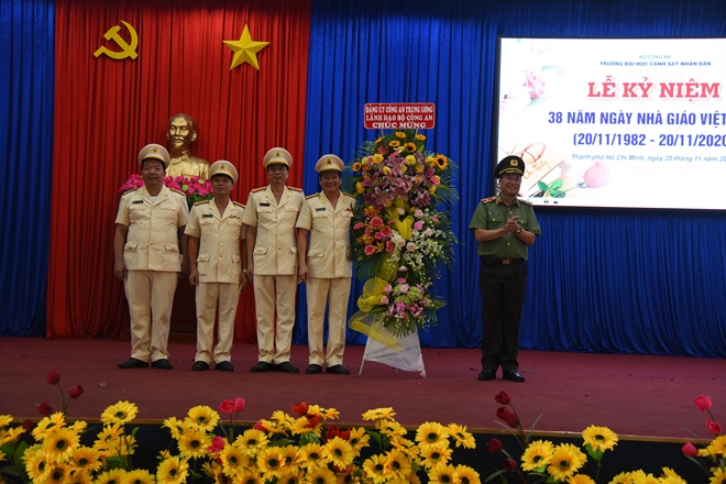 Các trường Công an Nhân dân tri ân ngày Nhà giáo Việt Nam - Ảnh minh hoạ 5